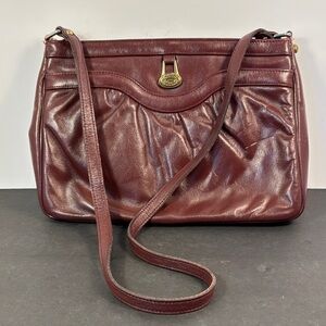 Vintage Etienne Aigner Burgundy Leather Crossbody Shoulder Bag Purse Bag